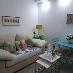 https://la-puerta-azul-en-el-corazn-de-cdiz.es-andalucia.com